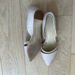 Thumbnail for Pointed ballerinas