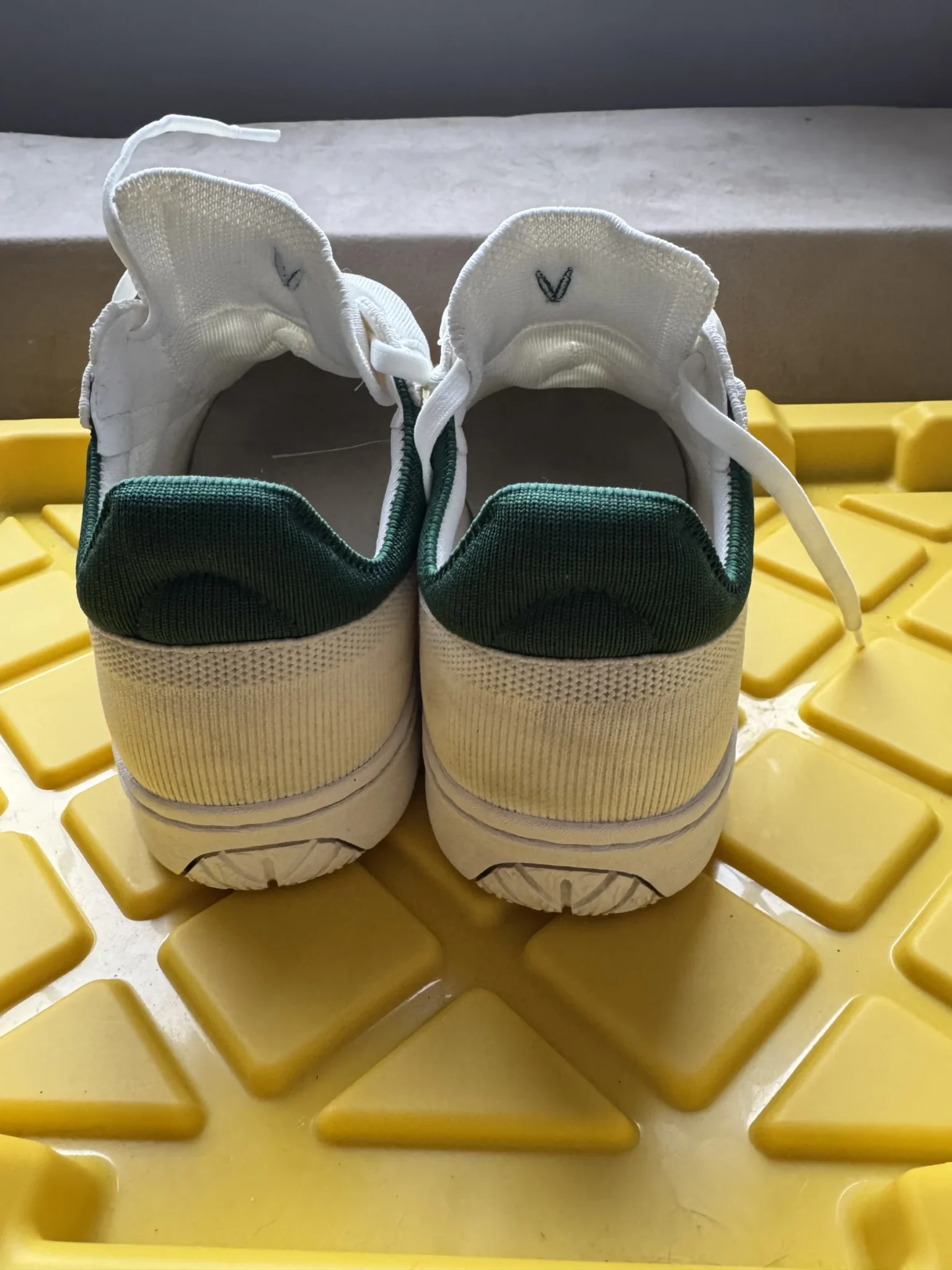 Image for Vivaia white and green unisex trainer