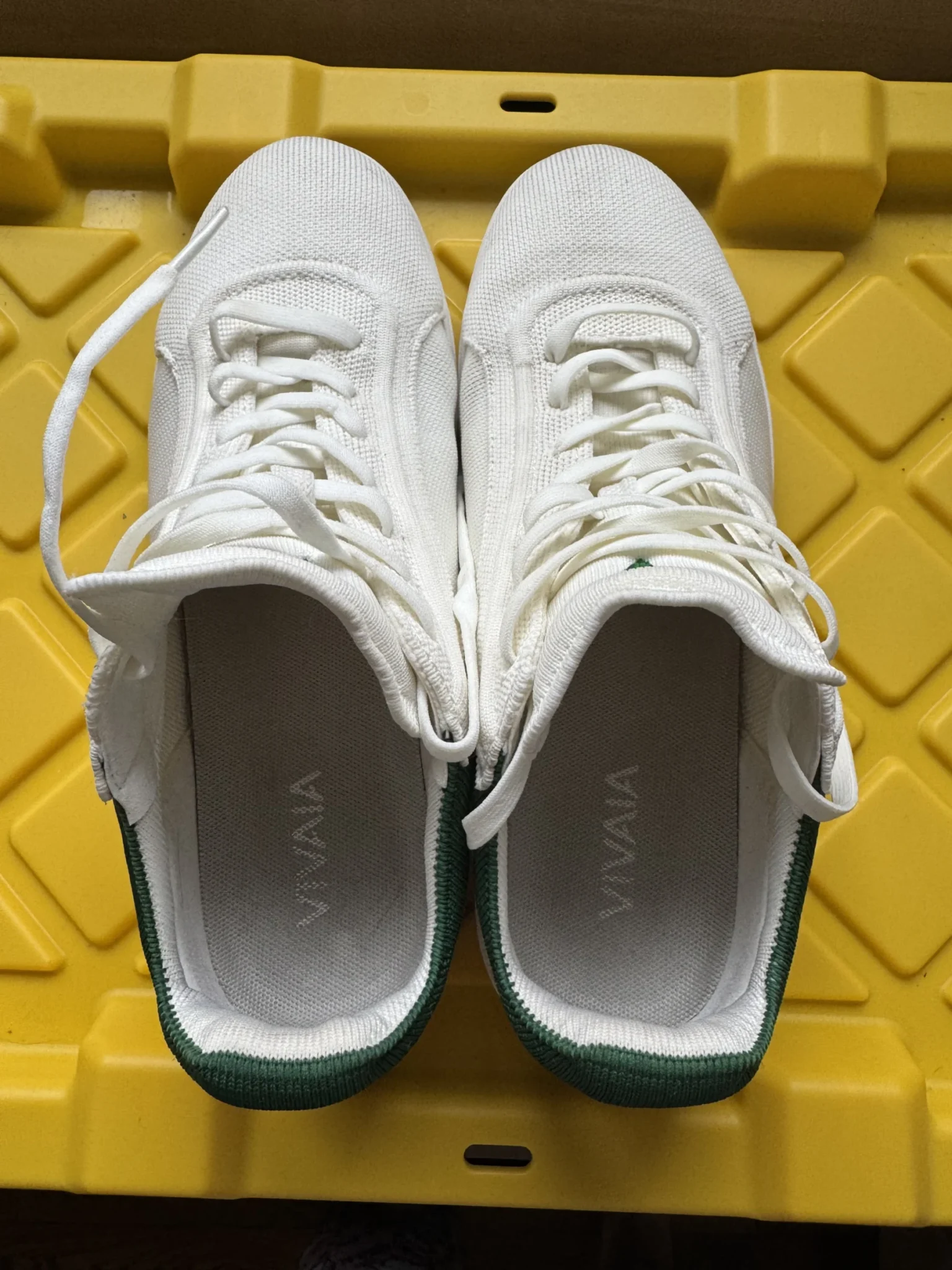 Image for Vivaia white and green unisex trainer