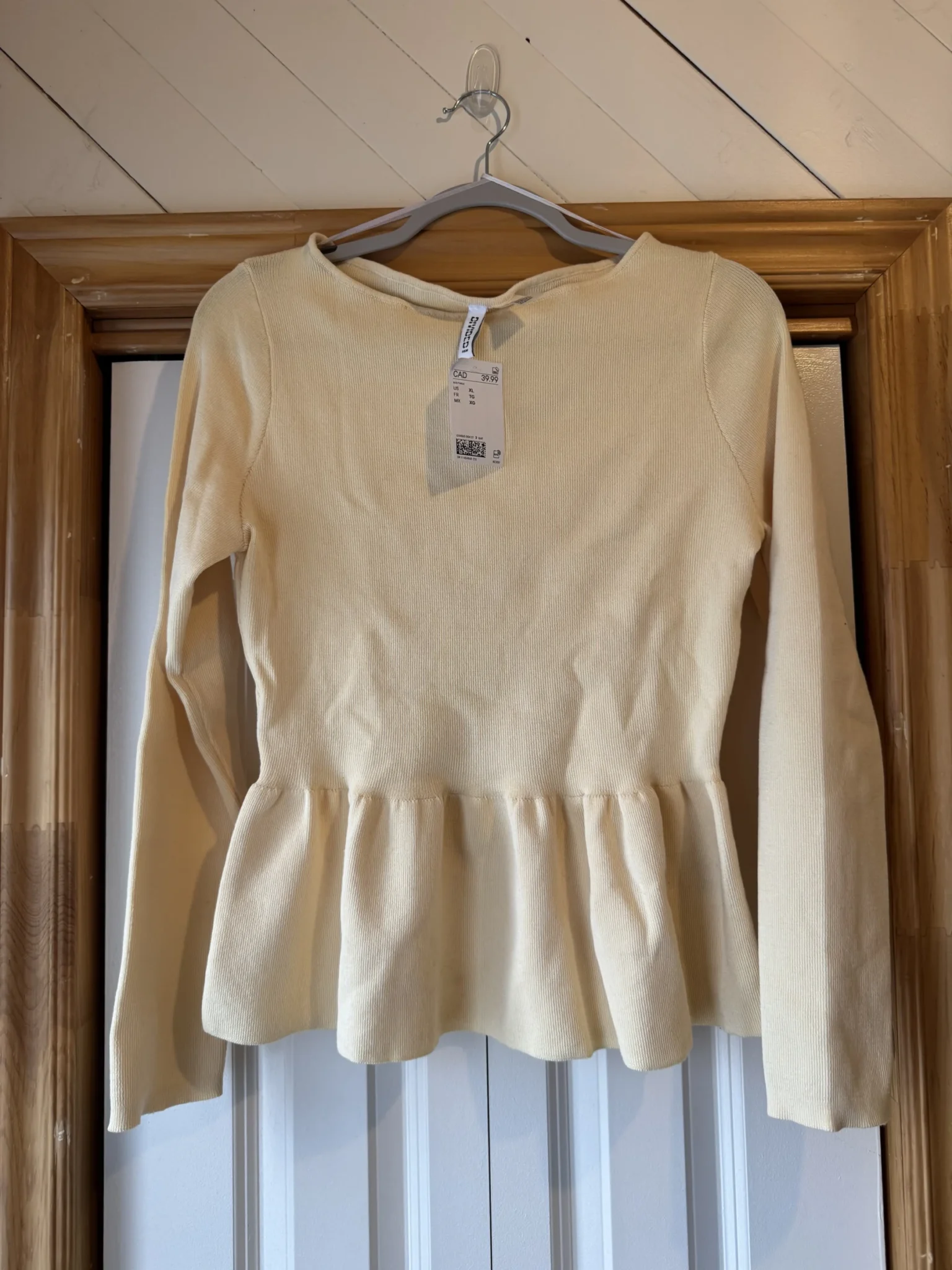 Featured image for HM yellow peplum jumper