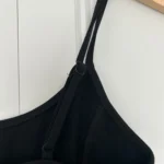 Thumbnail for Une pièce noire