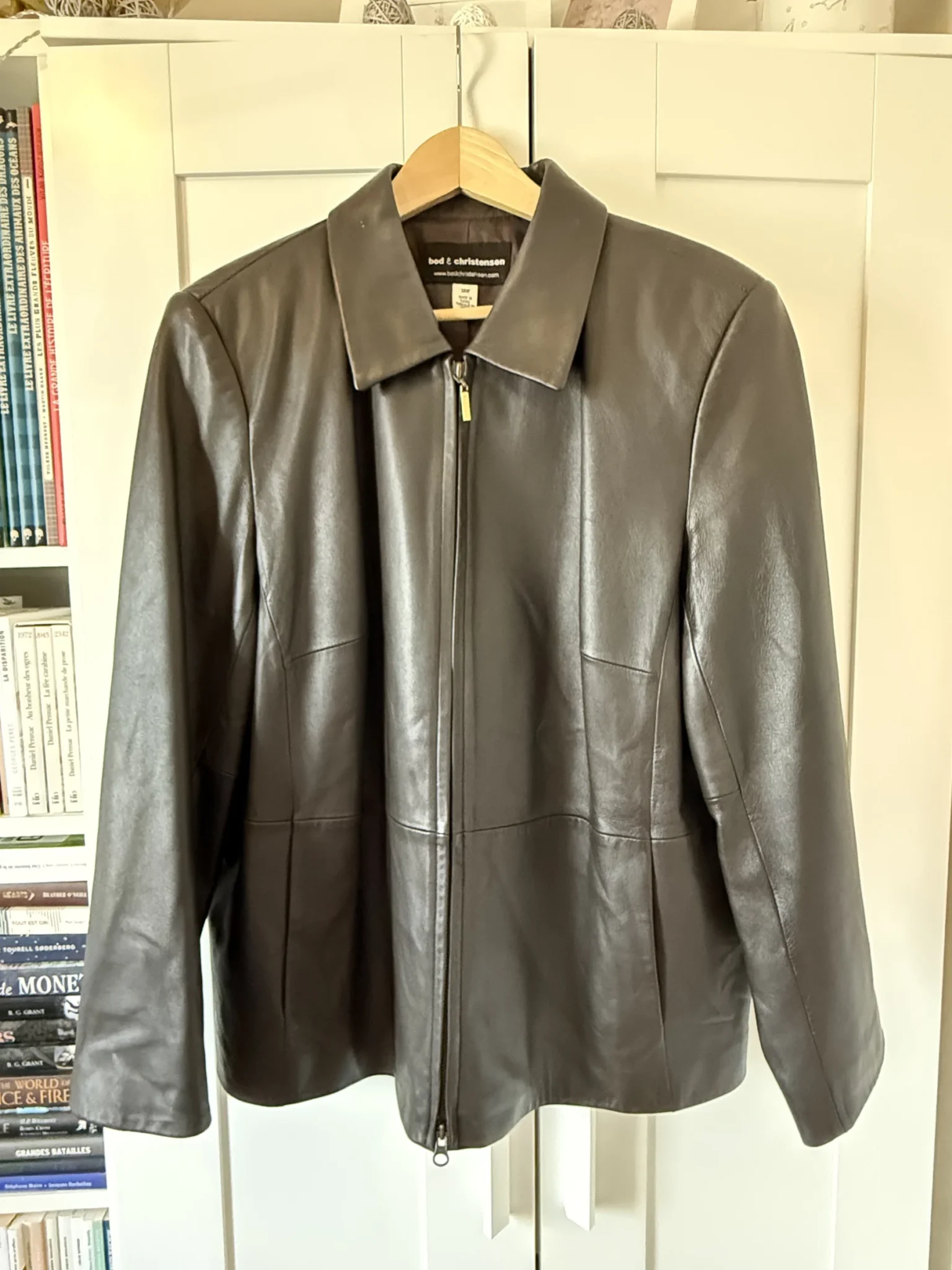 Featured image for Brown coat 100% leather