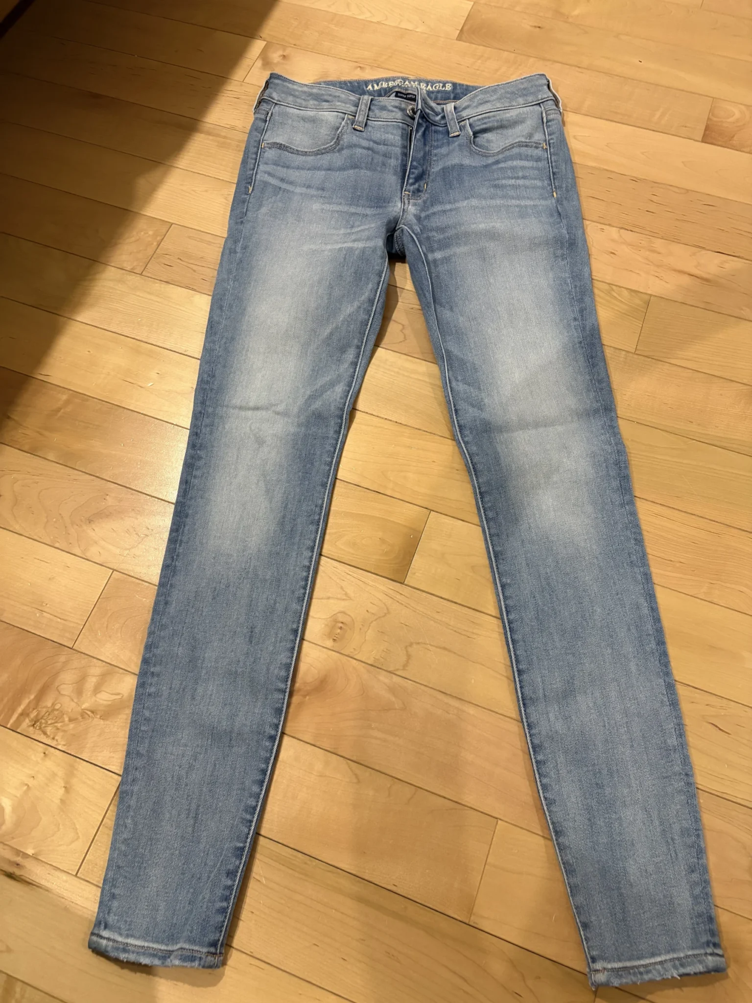 Featured image for Jeans American Eagles