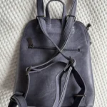 Thumbnail for Petit sac à dos en cuir végétarien
