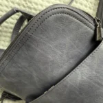 Thumbnail for Petit sac à dos en cuir végétarien