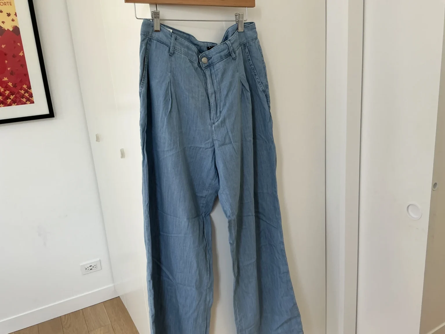 Image for Beautiful pale summer jeans