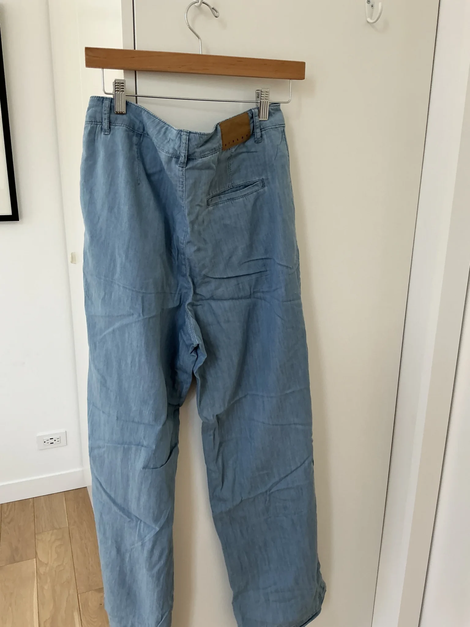 Image for Beautiful pale summer jeans