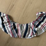 Thumbnail for Haut de maillot à volants