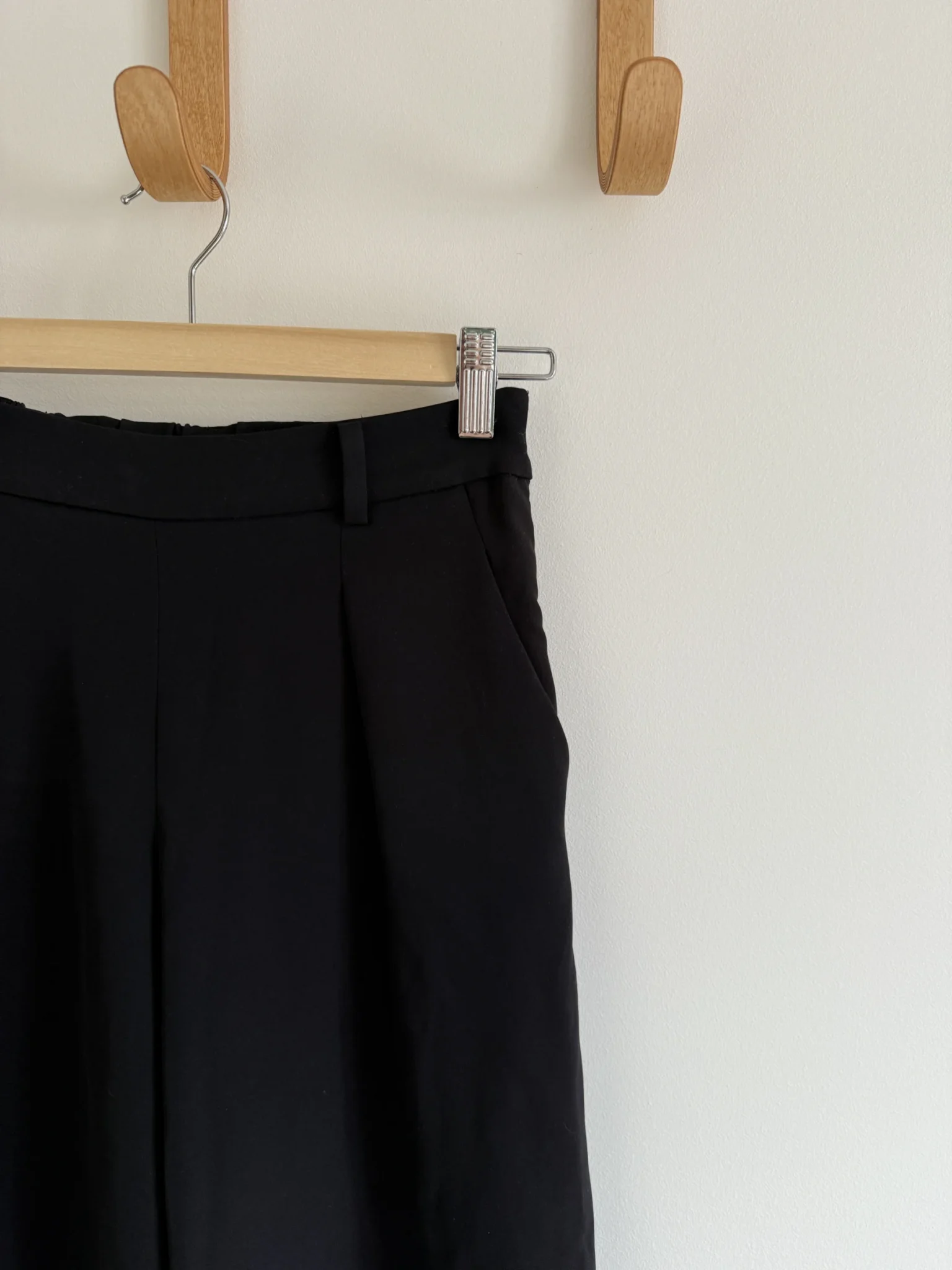 Image for Pantalon style culotte