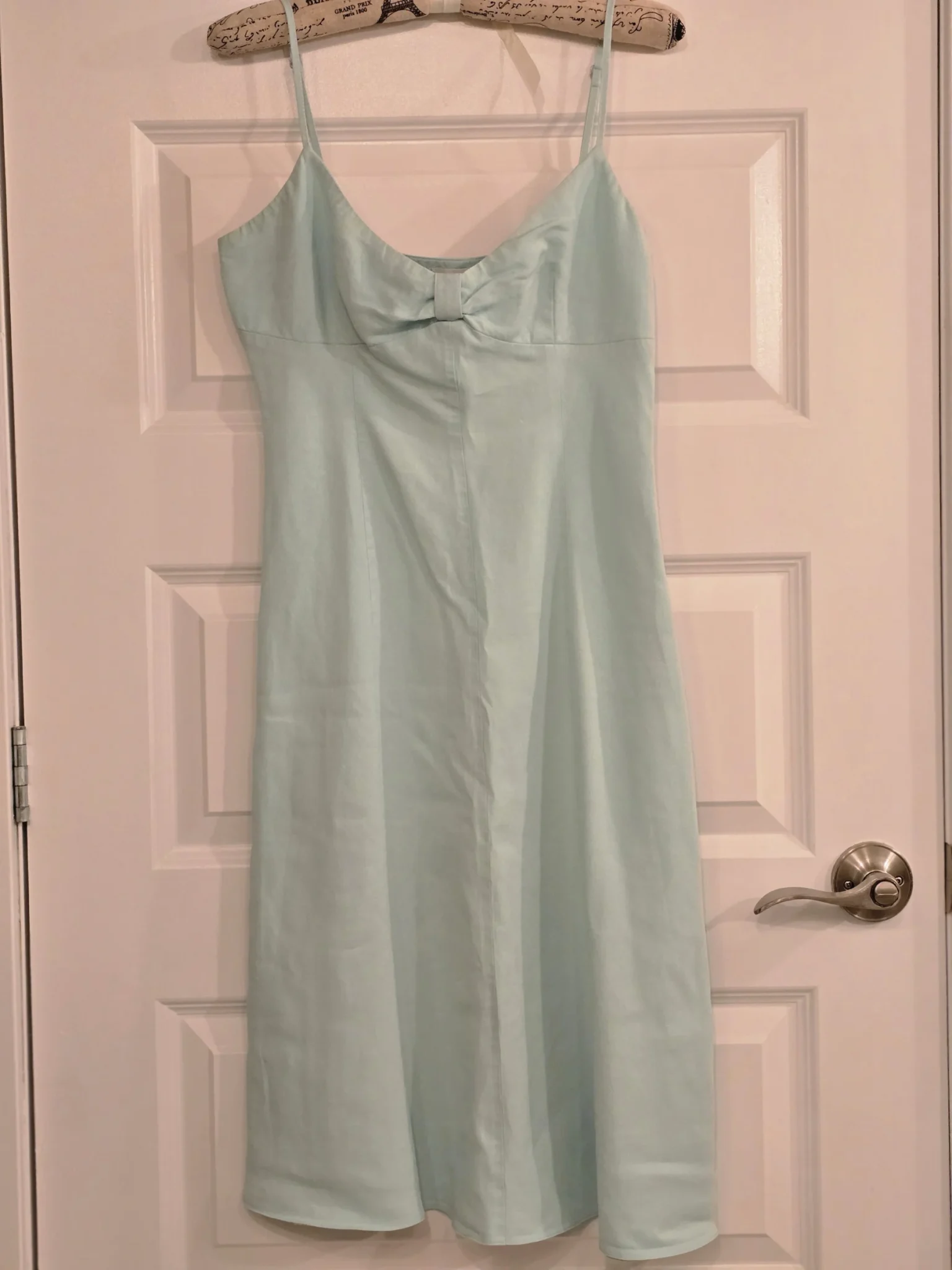 Featured image for 🌟 Discreet aqua blue summer dress