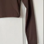 Thumbnail for Babaton Aritzia T-shirt size M brown