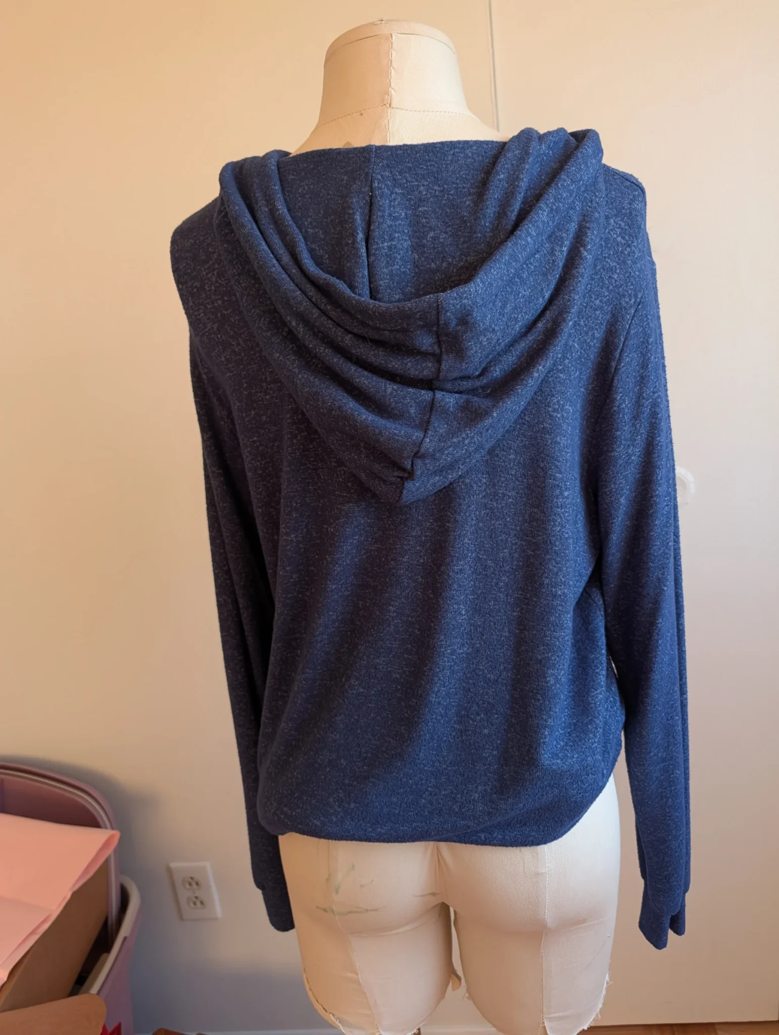 Image for Hoodie soya concept