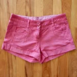Featured thumbnail for Short femme