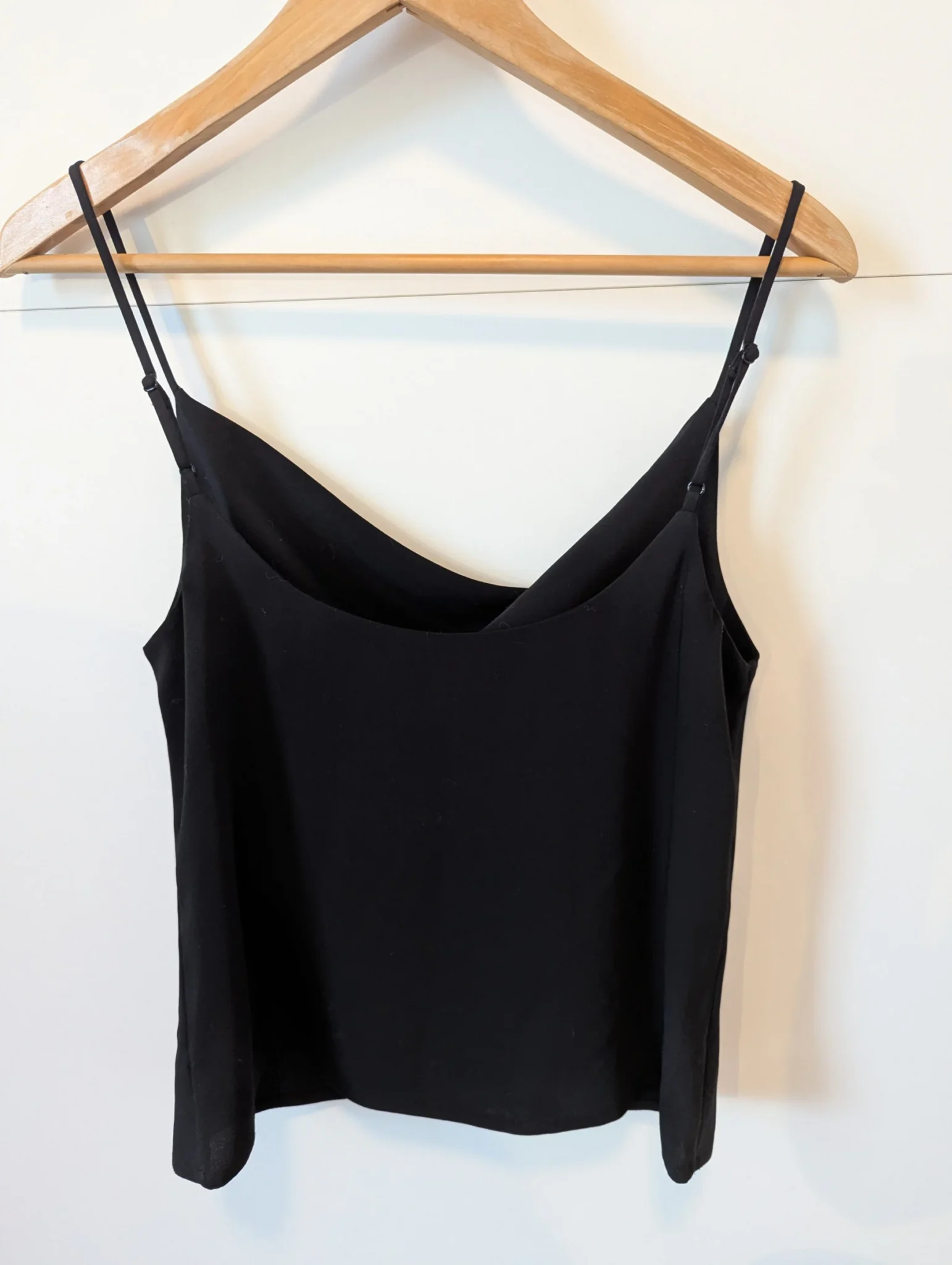 Image for Camisole noire Babaton, small