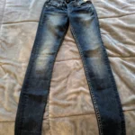 Featured thumbnail for Jeans