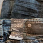 Thumbnail for Jeans