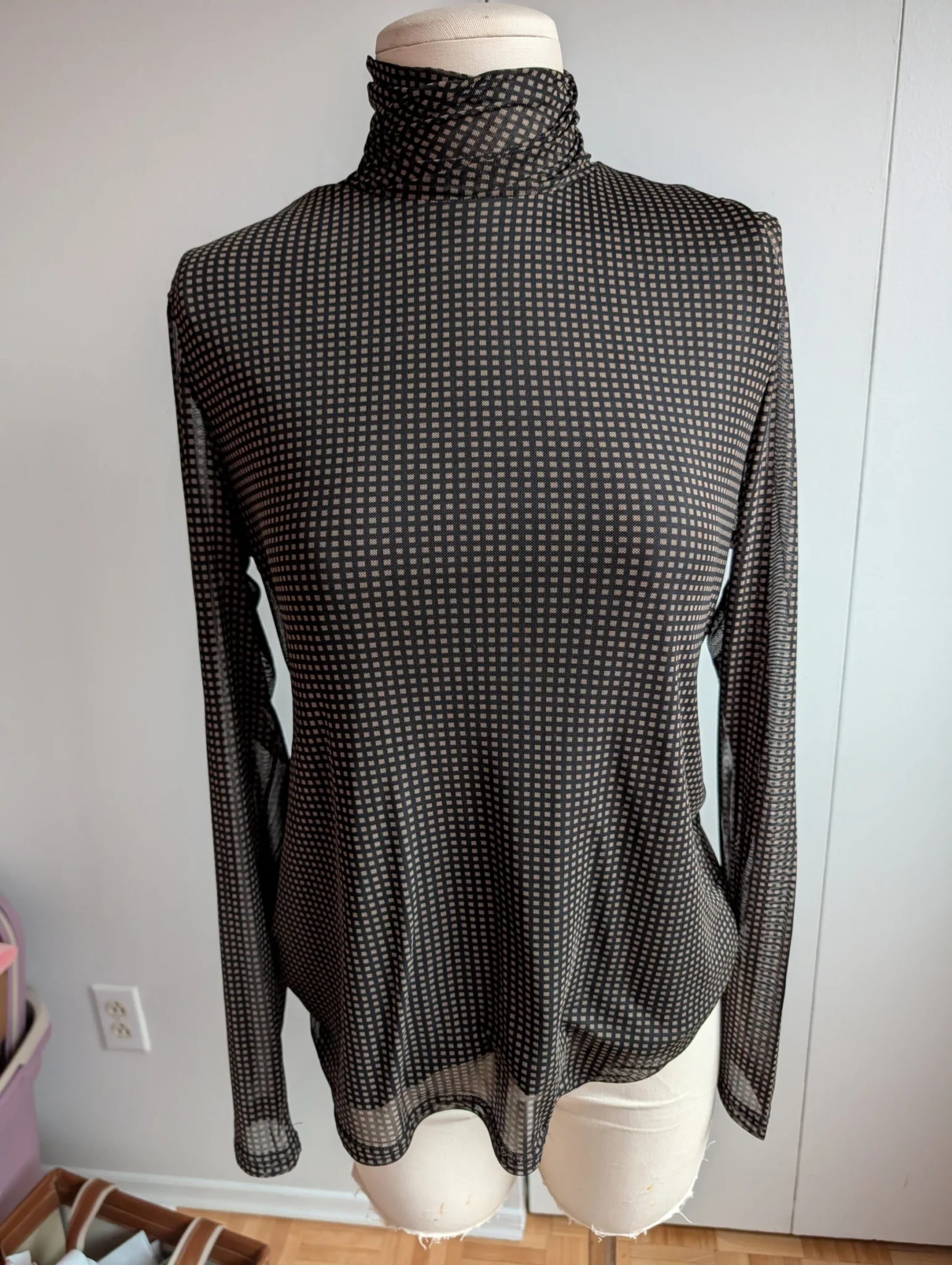 Featured image for Mesh jumper (lined)