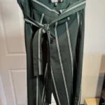 Thumbnail for Pantalon fluide taille haute vert à rayures avec ceinture