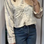 Thumbnail for Chemise crop top satinée