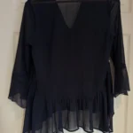 Thumbnail for Blouse marine fluide à rayures brillantes manches évasées