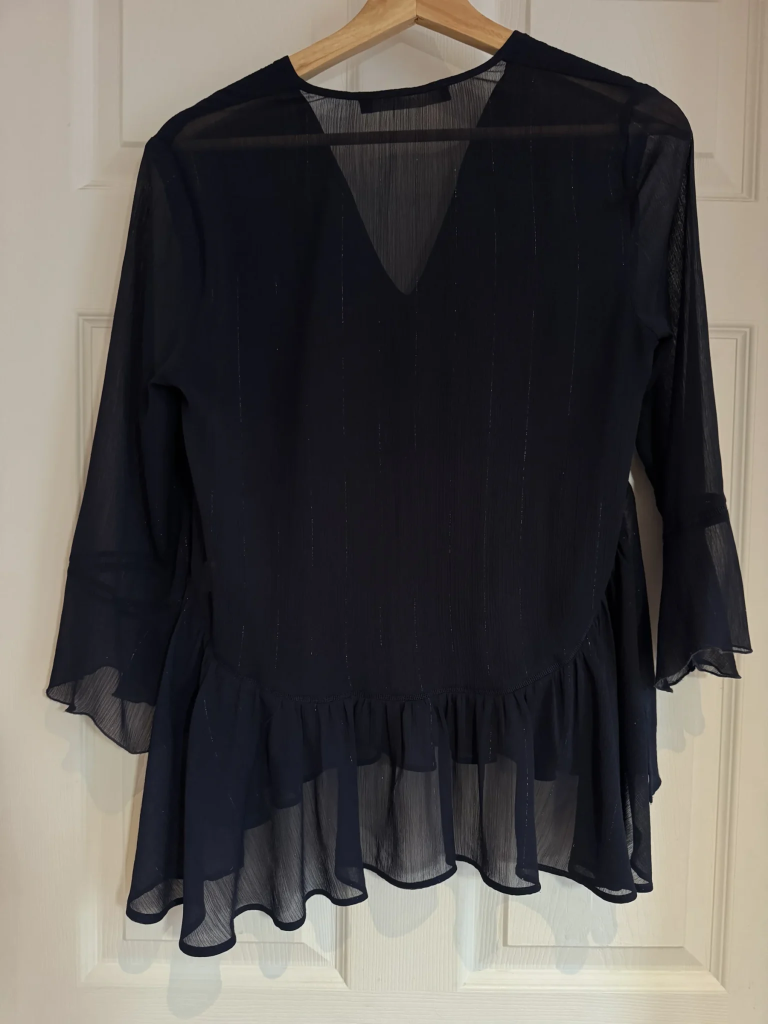 Image for Blouse marine fluide à rayures brillantes manches évasées