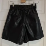 Thumbnail for Short Abercrombie noir cuir