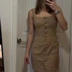 Thumbnail for Robe HM beige boutonnée taille ajustée
