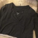 Featured thumbnail for Tee shirt manches longues col V