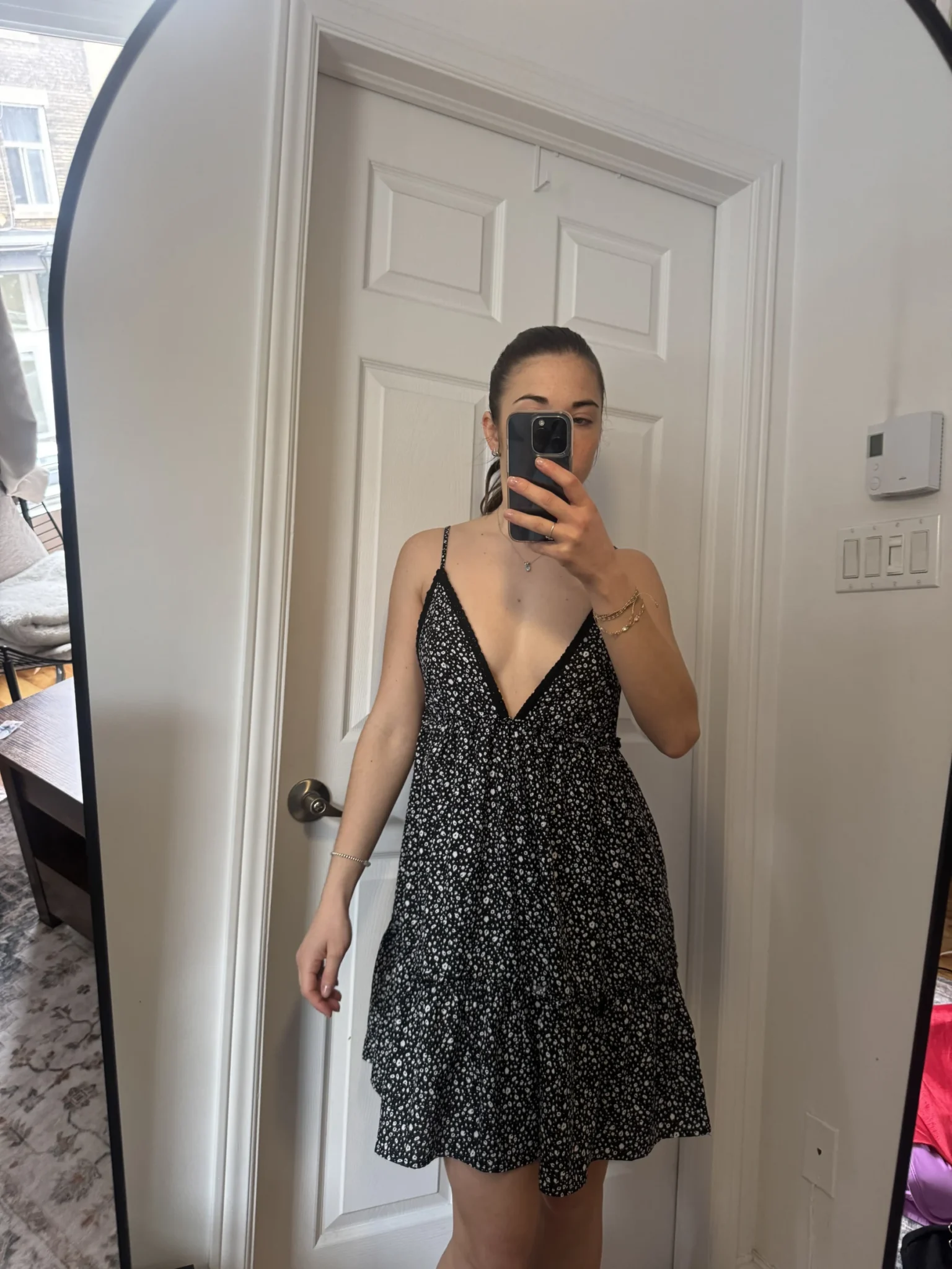 Image for Robe noire à motifs fines bretelles dos croisé