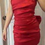 Thumbnail for Robe satin rouge bustier avec nœud amovible
