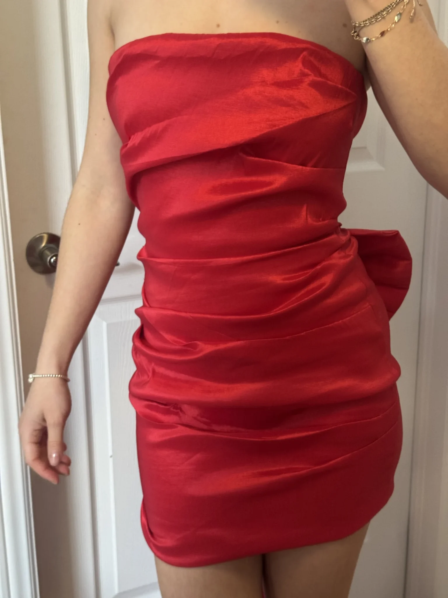 Image for Robe satin rouge bustier avec nœud amovible