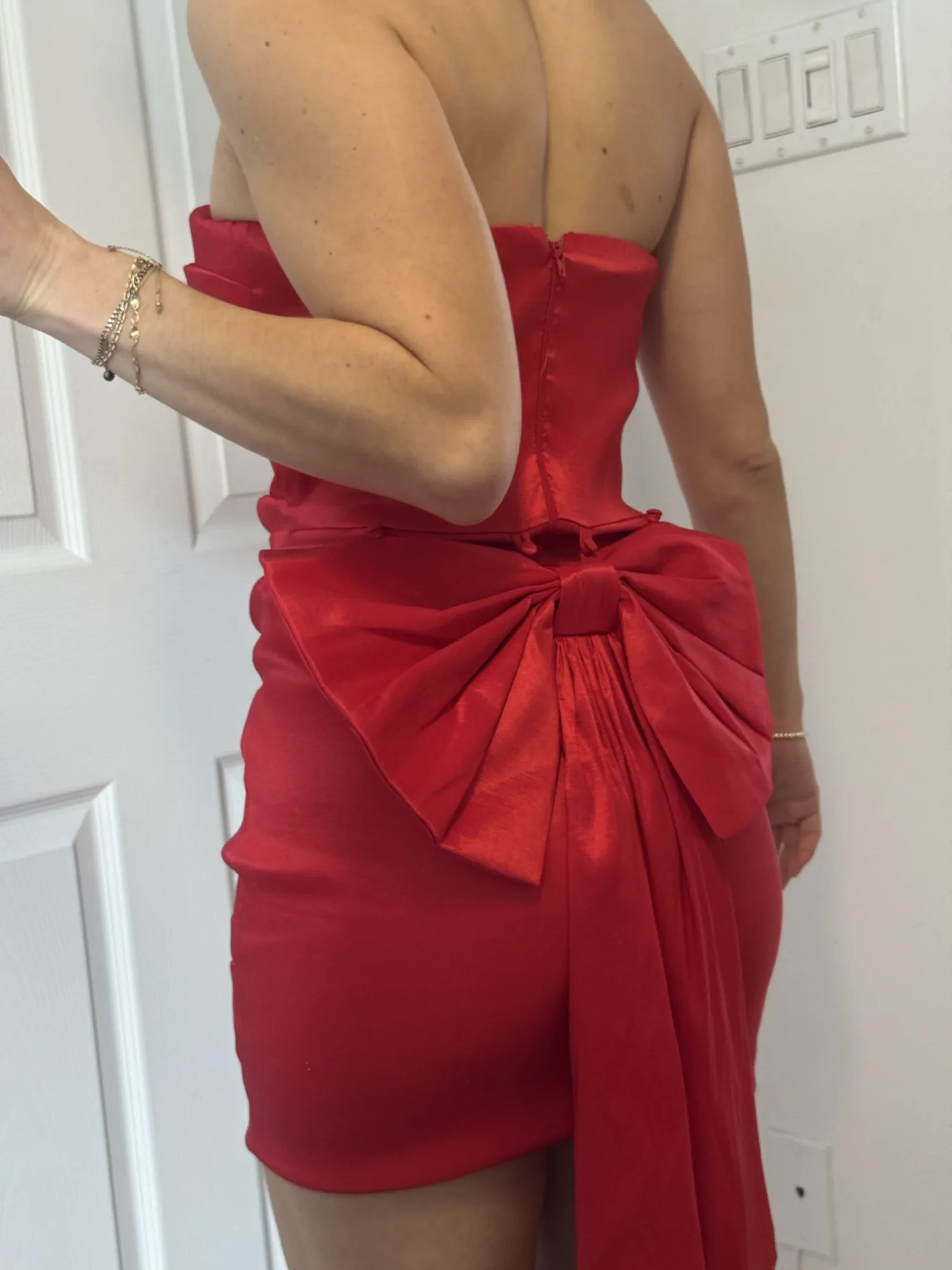 Image for Robe satin rouge bustier avec nœud amovible