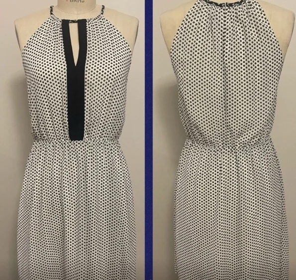Image for Robe licou noire et blanche