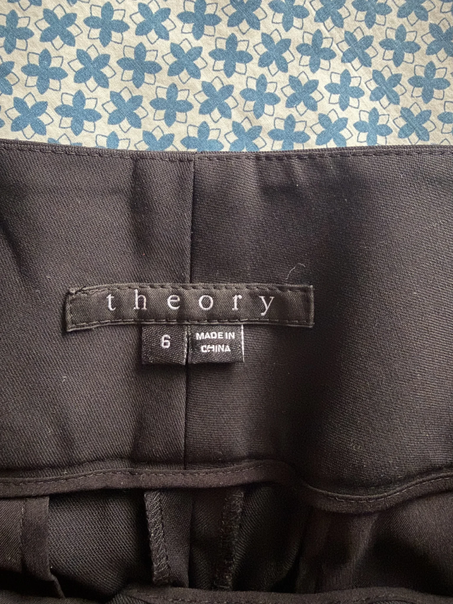 Image for Theory sleeveless dinner jacket