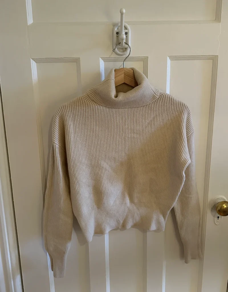 Featured image for Chandail Crop en Maille