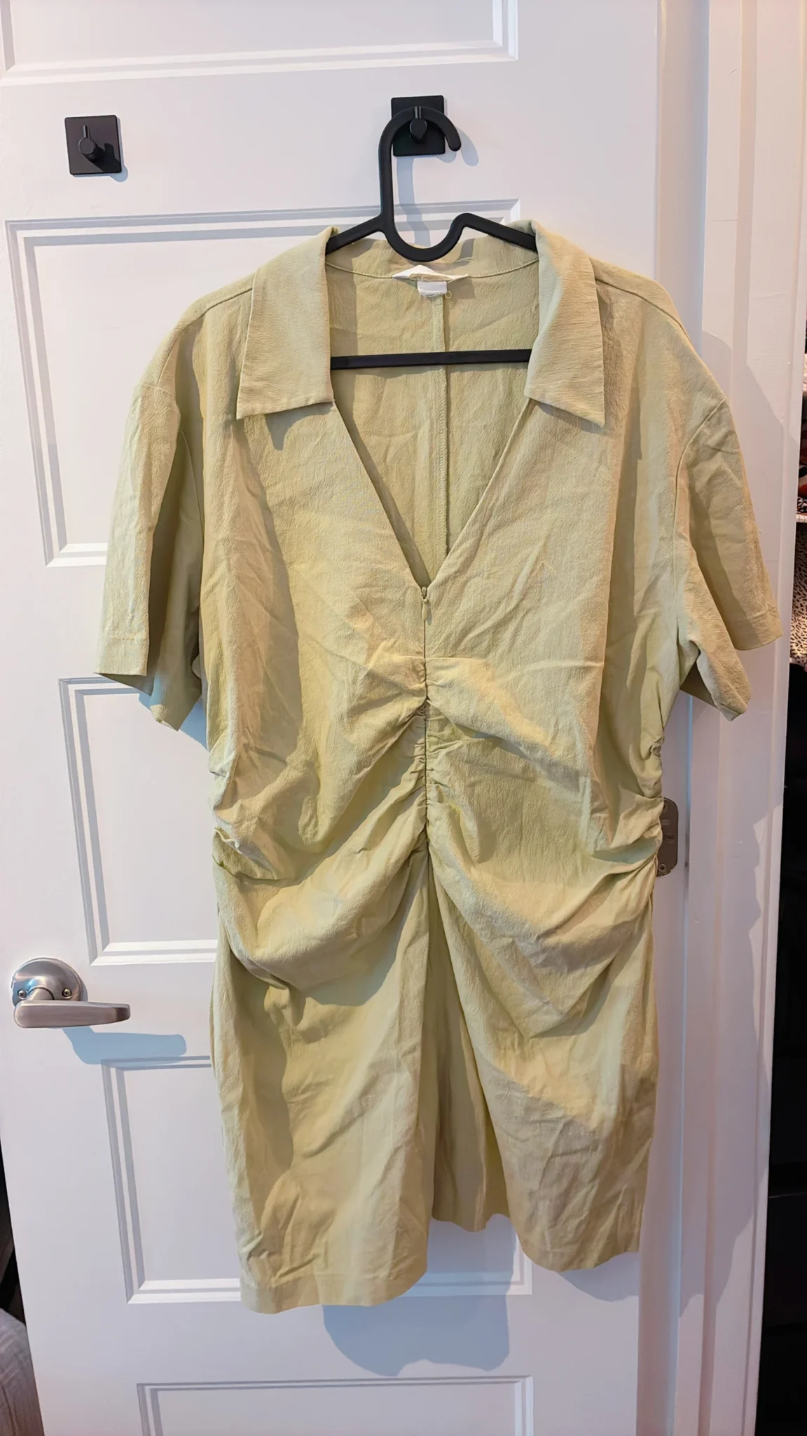 Featured image for Robe vert clair avec tirette