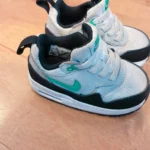 Featured thumbnail for Baskets Nike enfant pointure 4,5