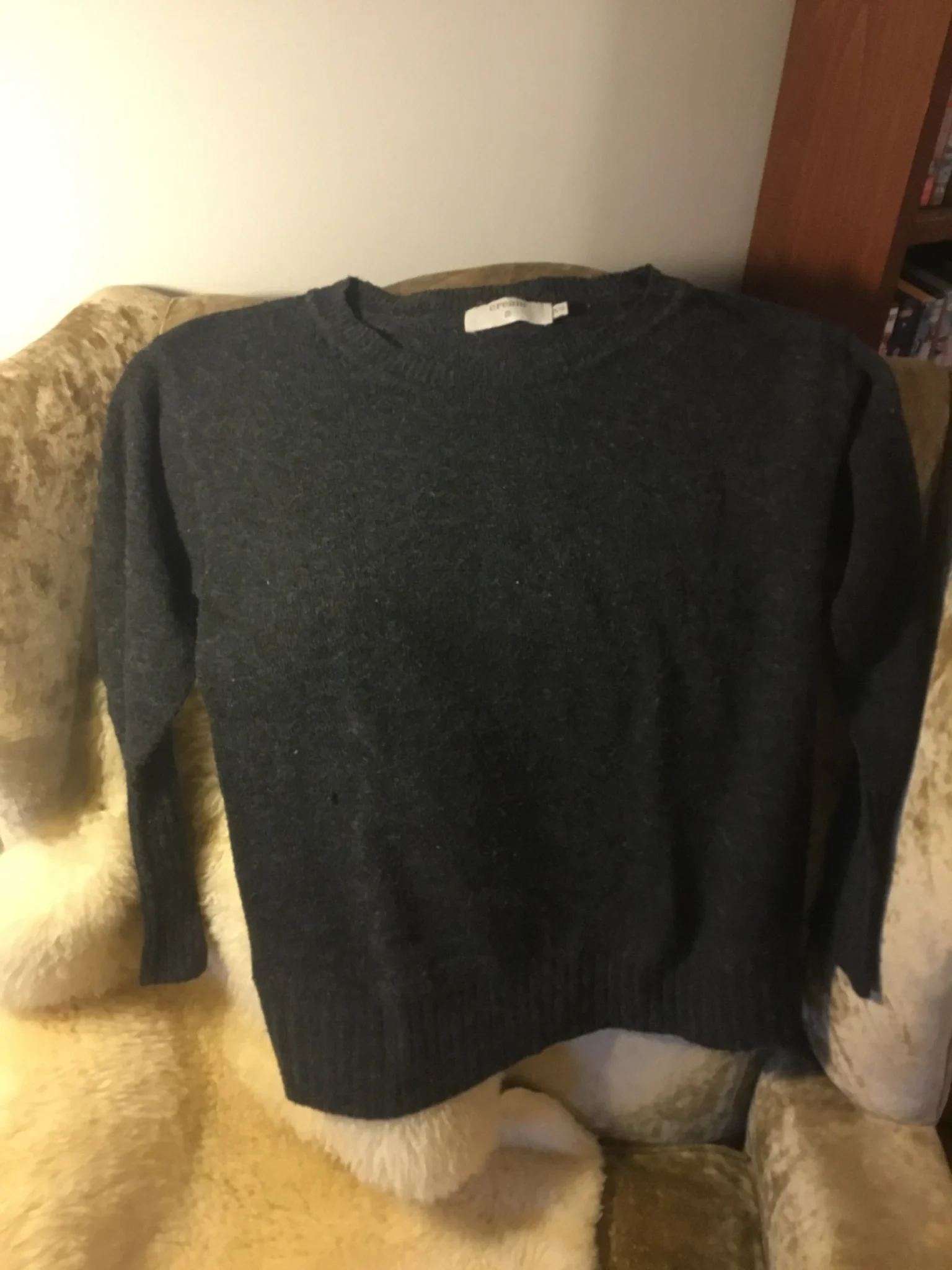 Featured image for Cream Beau chandail gris charbon xsmall fait grand