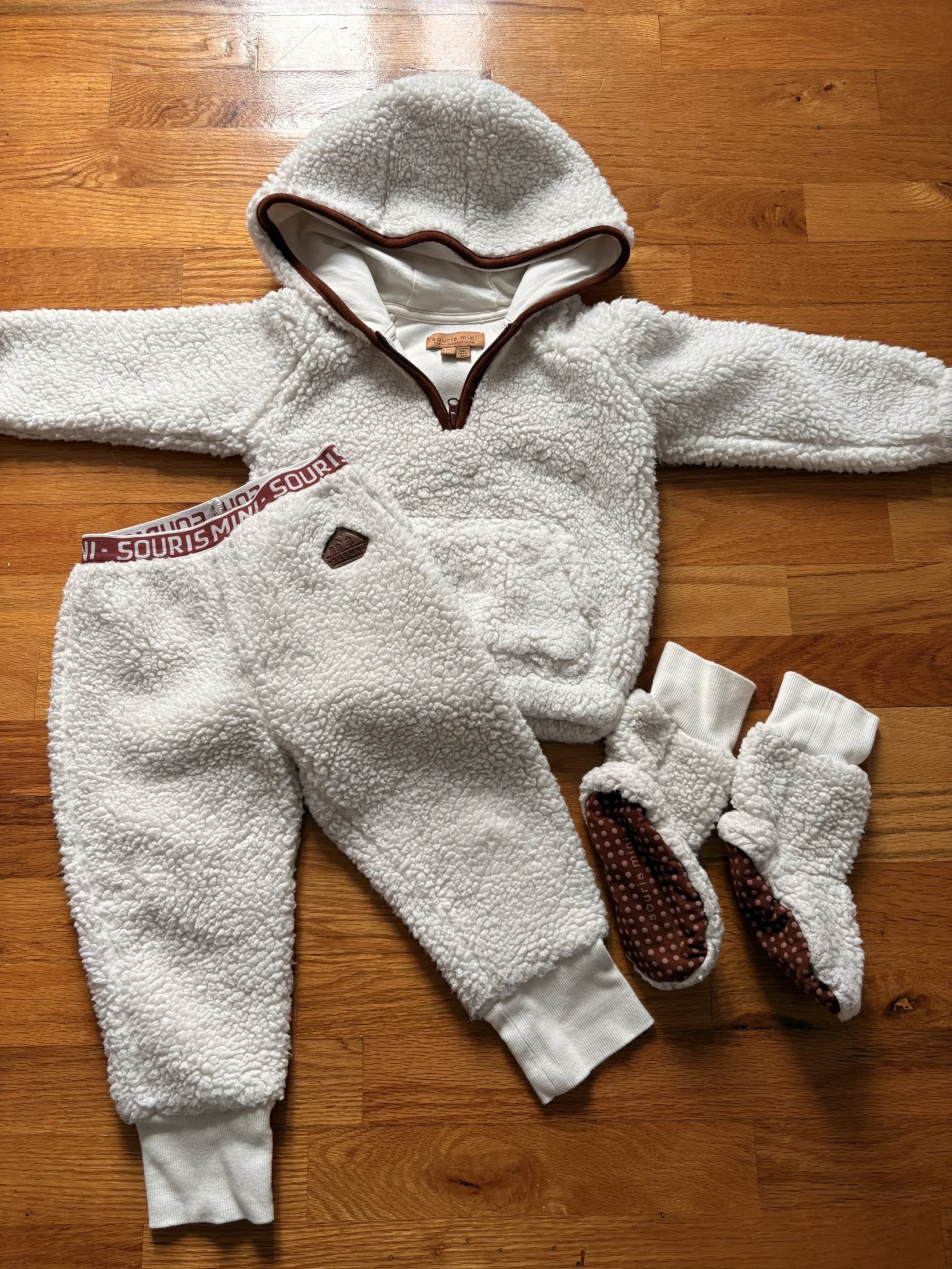 Featured image for Ensemble Sherpa comme neuf 2-3 ans Souris mini