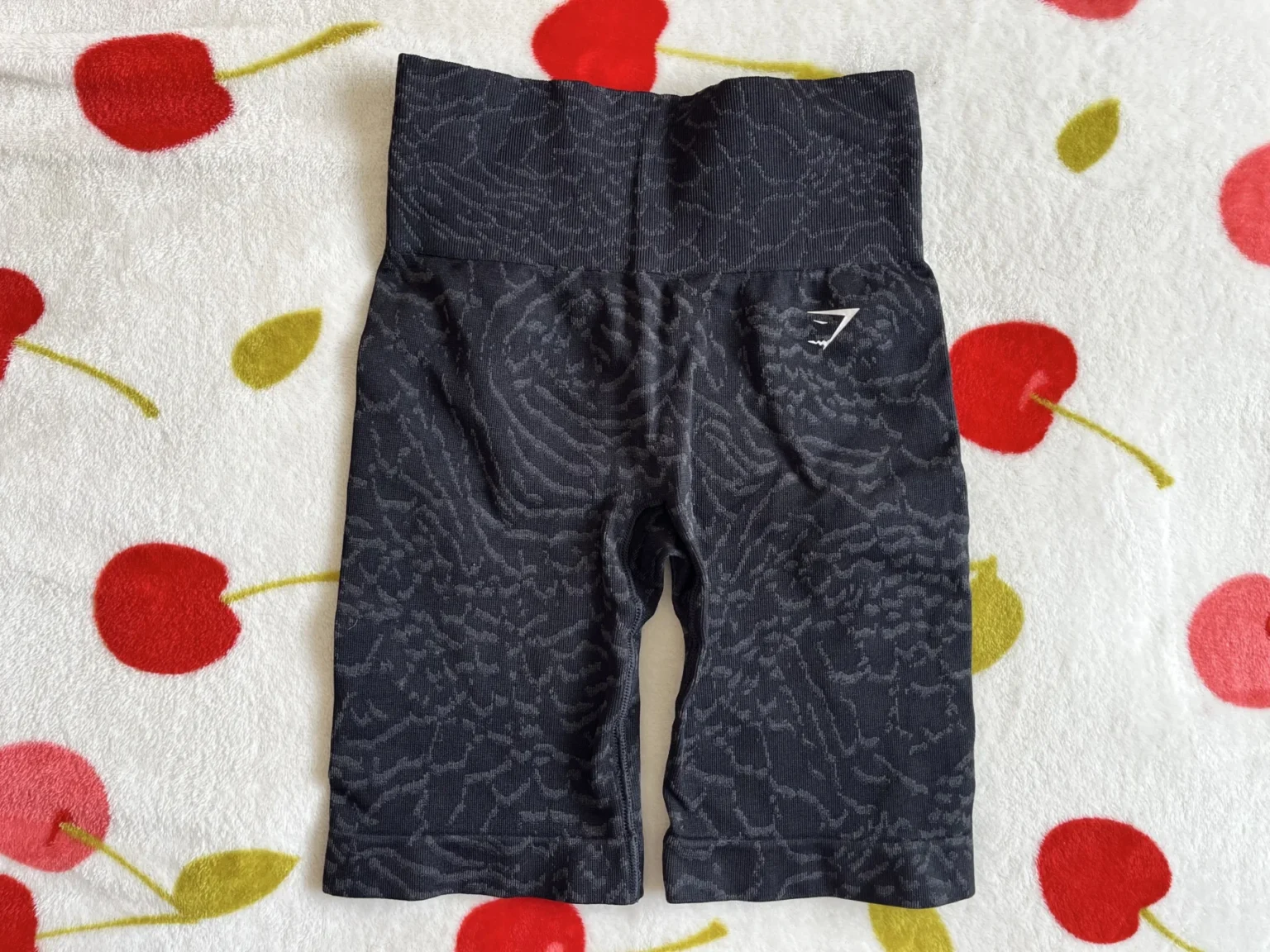 Image for *Bundle* 3 gymshark shorts