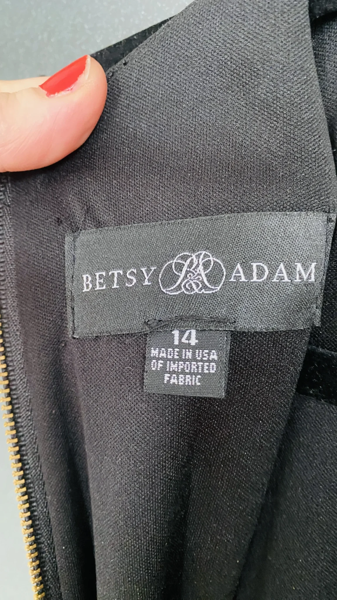 Image for Robe de soirée/bal/gala Betsy Adam  - Taille 14 🖤