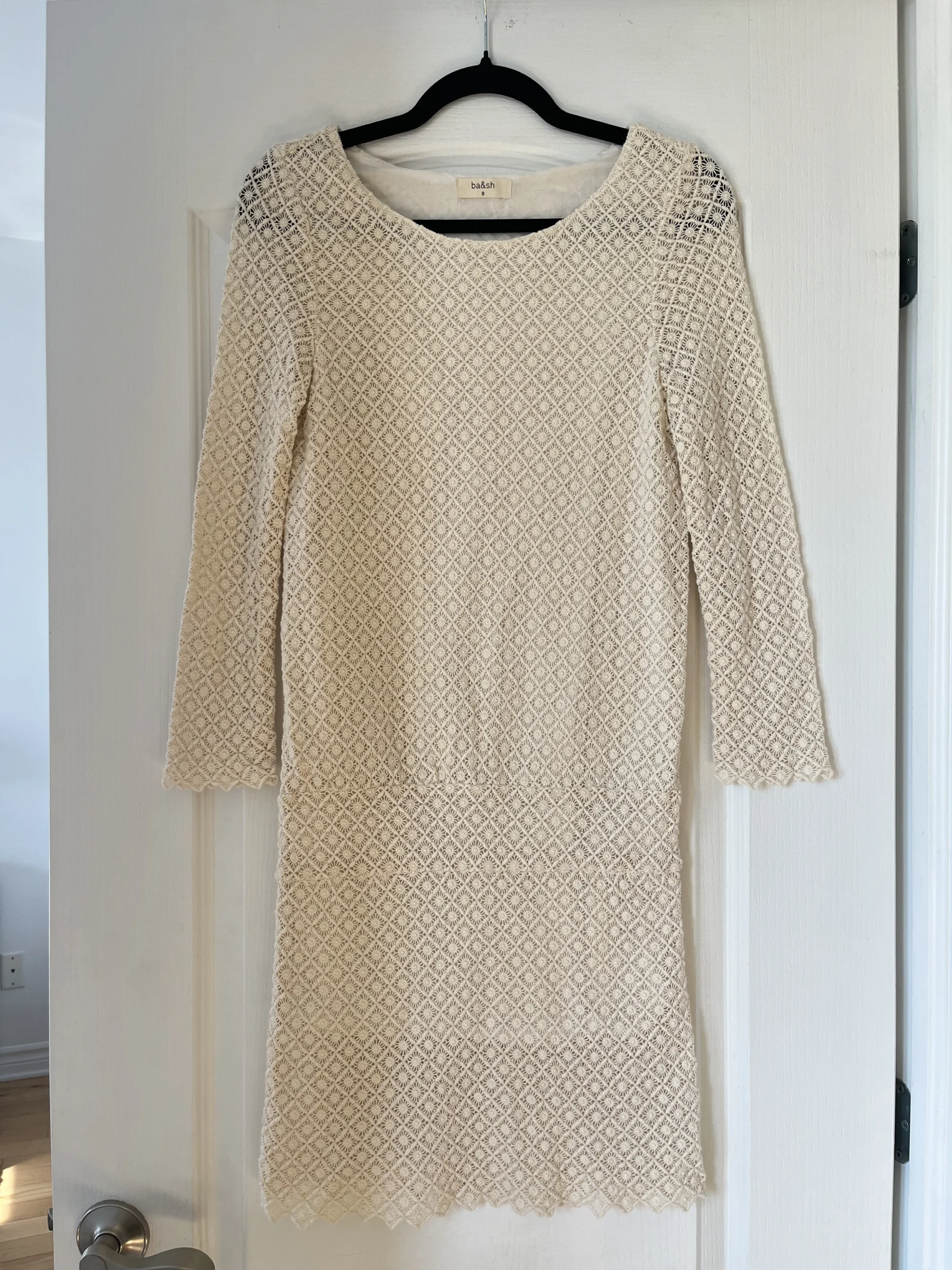 Robe Bash en dentelle blanc cassé crème taille 0 Bash seconde main