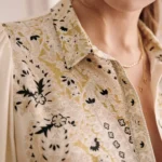 Thumbnail for Shirt Sézane model Claudio satin beige