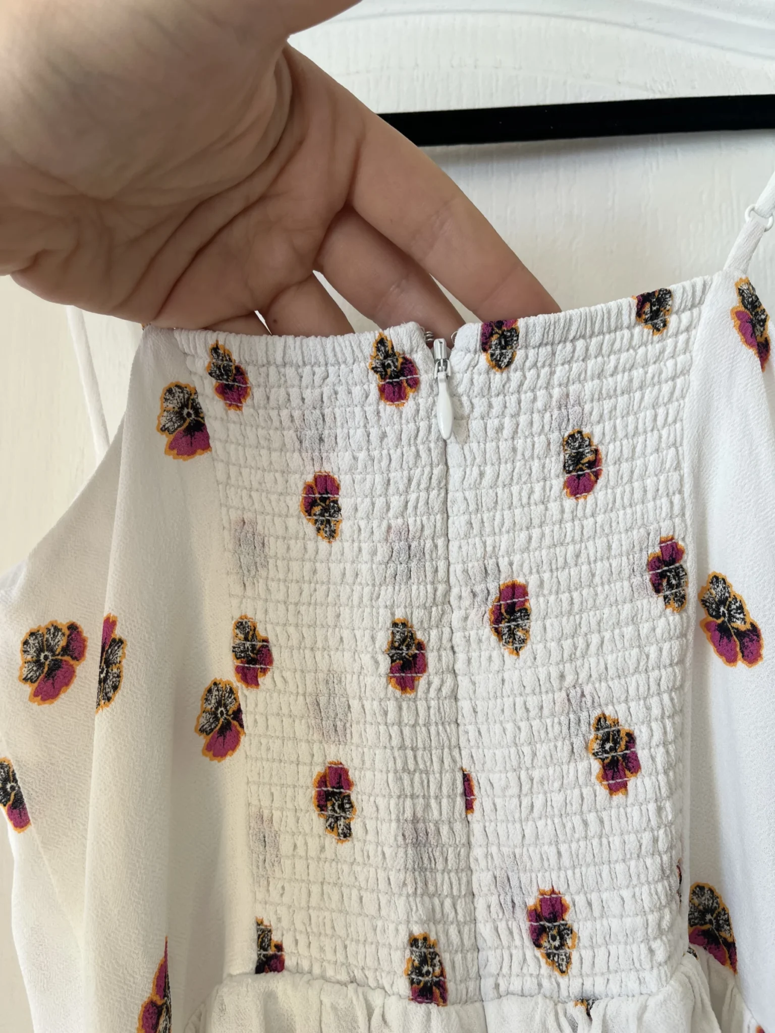 Image for Size 6 white floral Babaton dress