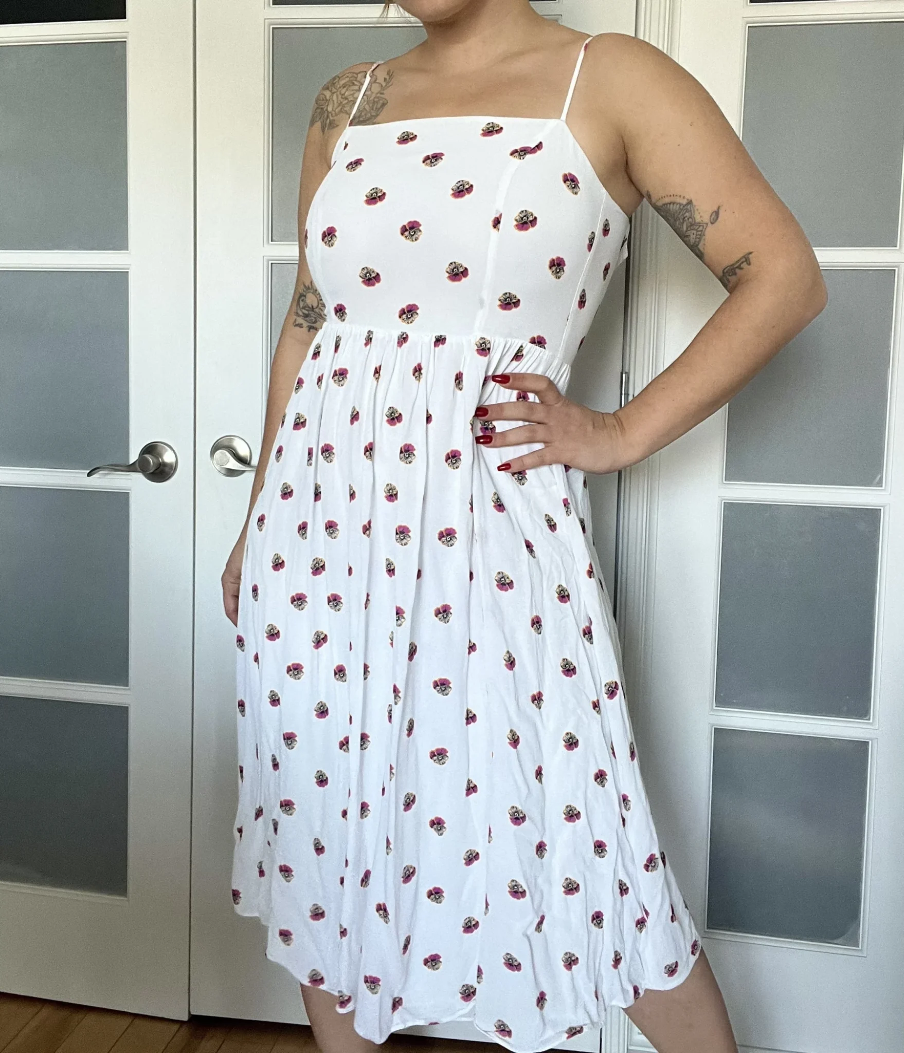 Image for Size 6 white floral Babaton dress