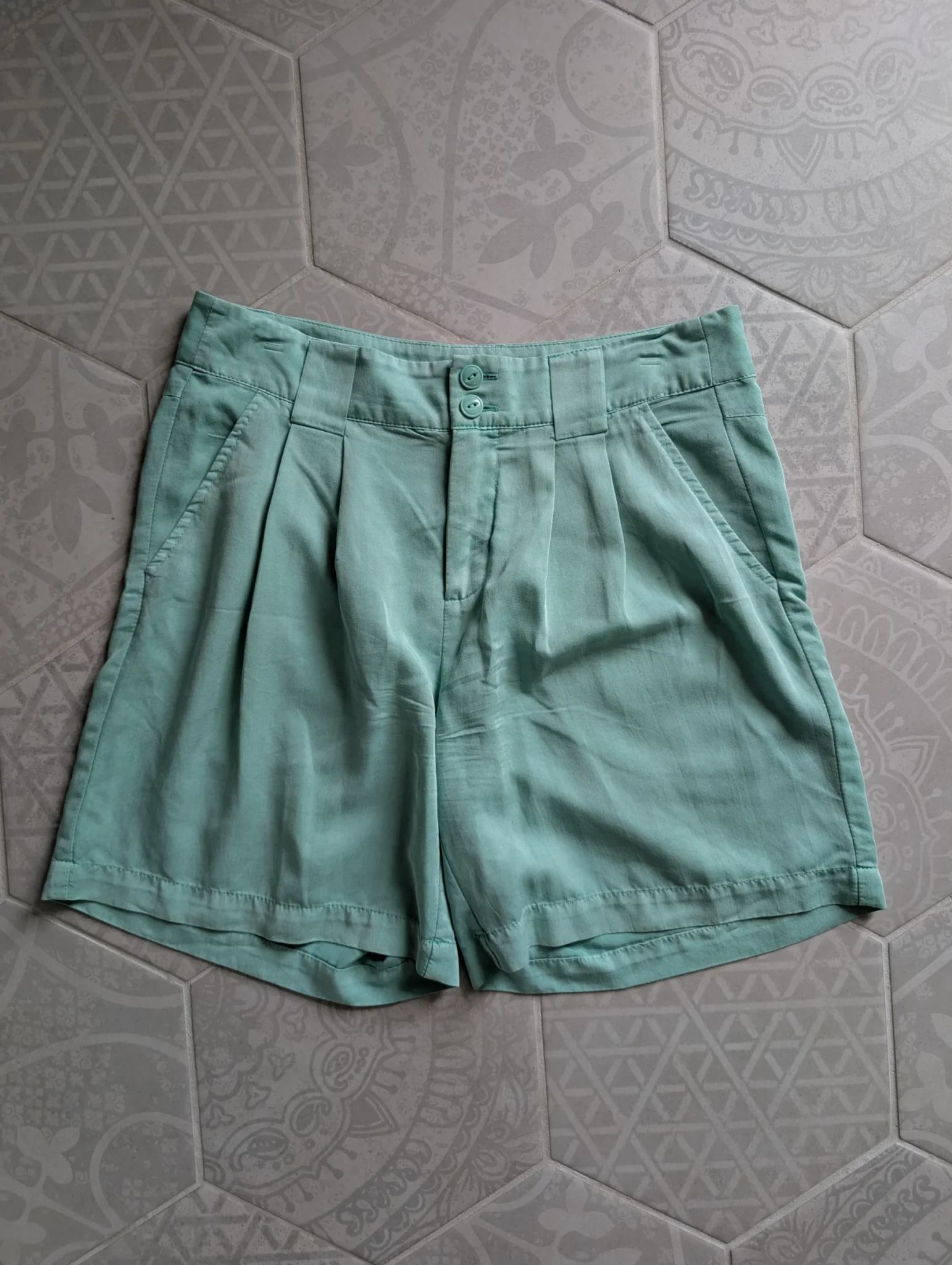 Featured image for Shorts Vero Moda