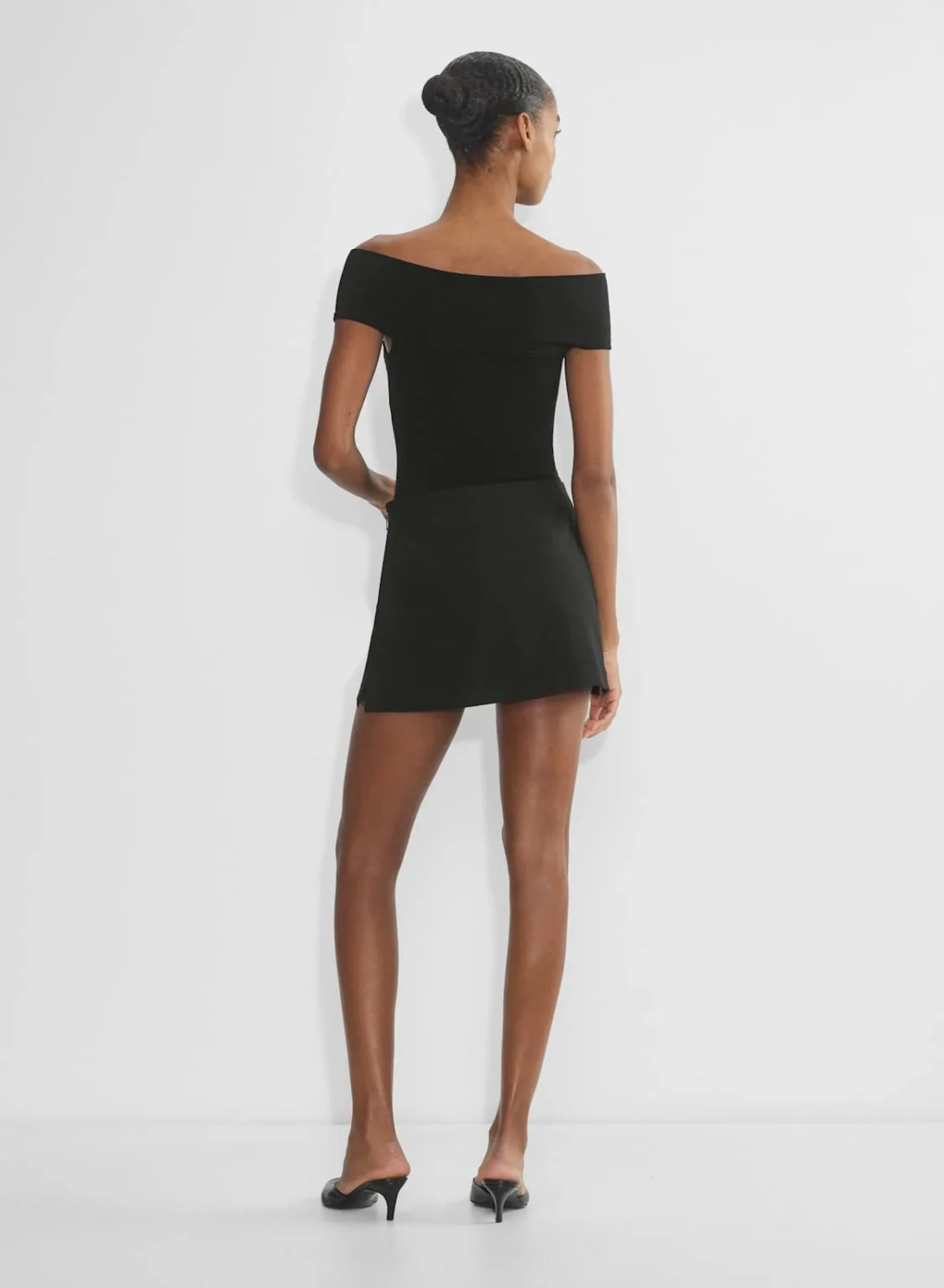 Image for Babaton black contour top size L