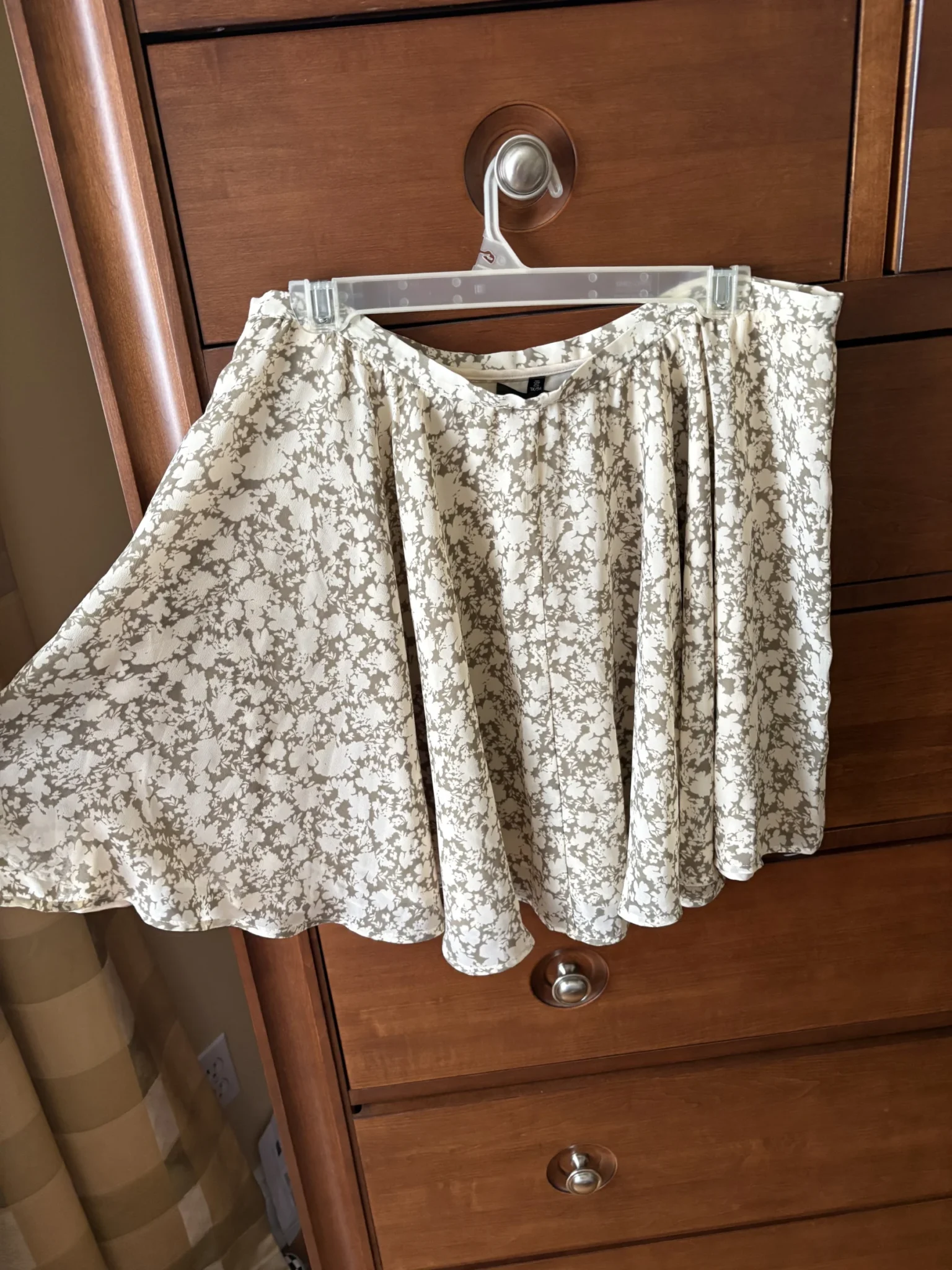 Image for Jupe beige et vert sauge