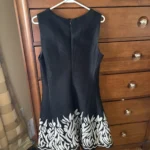 Thumbnail for Robe chic