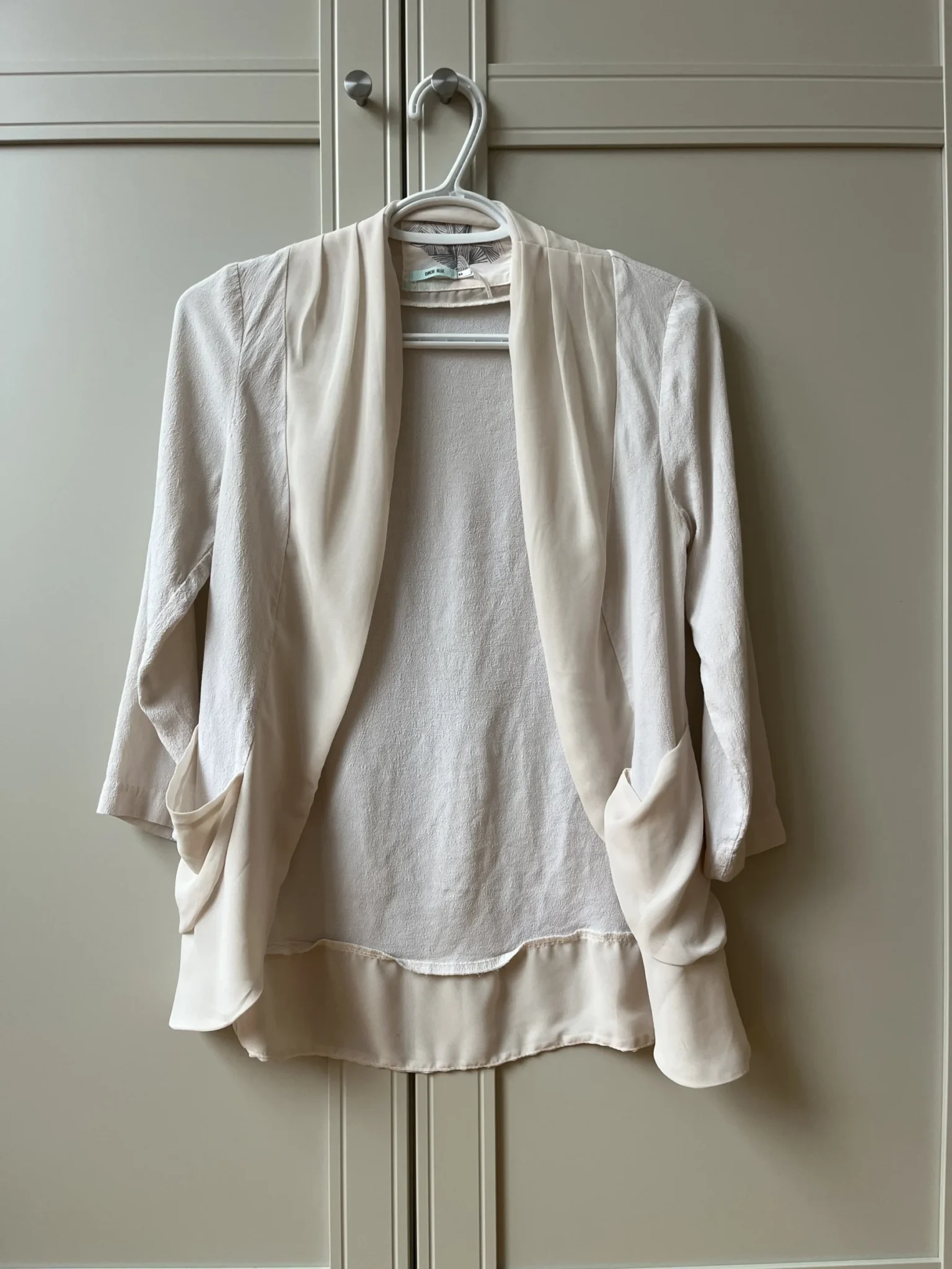 Featured image for Veste